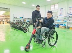 去年底国外客户一次性订