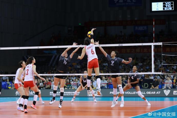 中国女排巴黎奥运资格赛首败 输给加拿大队