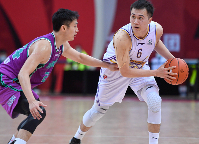 北控男篮三分球低迷惨败新疆 张帆被弃用成关键