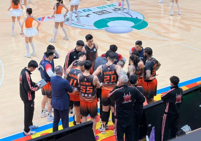 山东队第二阶段首战大胜江苏队 三叉戟合砍81+