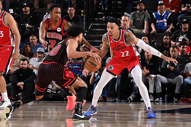 快船力克公牛米勒14+3+3助成关键战力